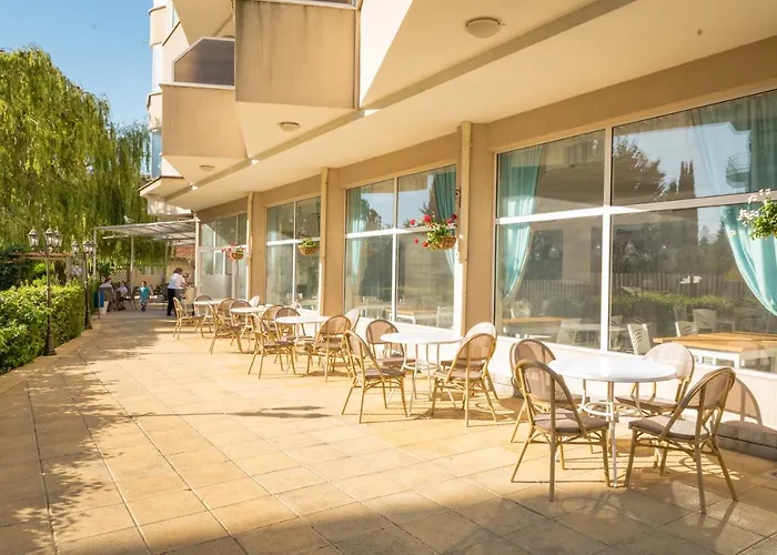 Aurora 3* سينتس قسطنطين وهيلينا