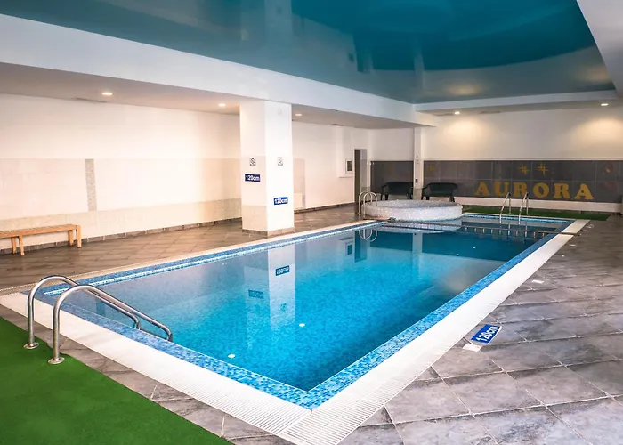 Aurora فندق 3*