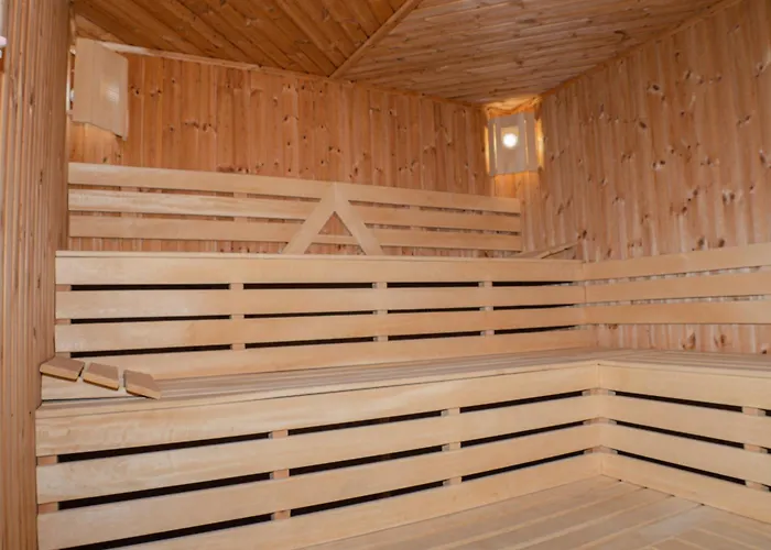 Aurora فندق سينتس قسطنطين وهيلينا